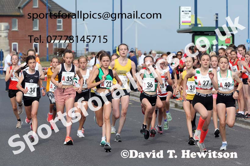 Girls under-13s 2021 Northern 6 and 4 Stage and Young Athletes Road Relays, Redcar. Photo: David T. Hewitson/Sports for All Pics